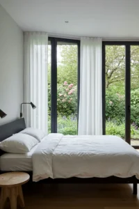 Black Window Frames to Define the Space